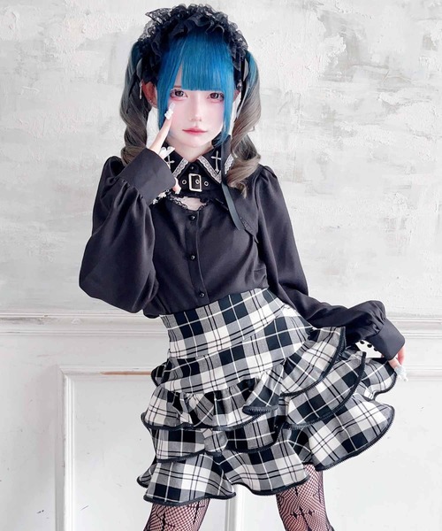 MA*RS(アメーバーマーズ)の「胸開きクロス刺繍ブラウス(Tシャツ/カットソー・レディース・ブラック/ホワイト・FREE)」の13枚目の写真