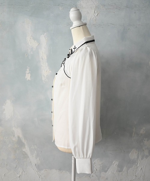 MA*RS(アメーバーマーズ)の「胸開きクロス刺繍ブラウス(Tシャツ/カットソー・レディース・ブラック/ホワイト・FREE)」の20枚目の写真