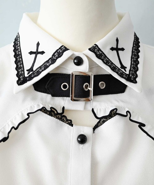 MA*RS(アメーバーマーズ)の「胸開きクロス刺繍ブラウス(Tシャツ/カットソー・レディース・ブラック/ホワイト・FREE)」の19枚目の写真