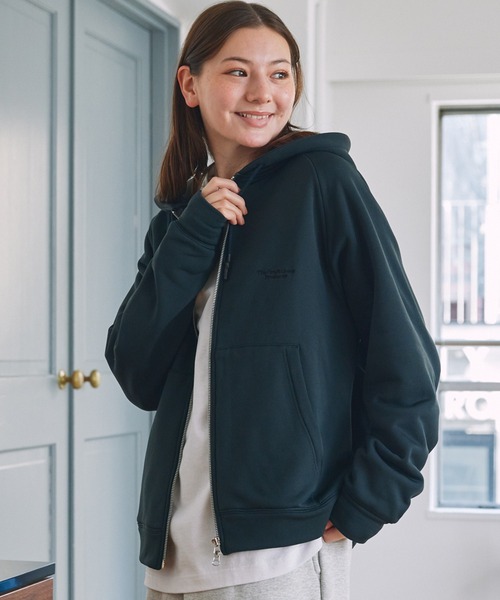 THE CRAFT CREW PRODUCTS(ザクラフトクループロダクツ)の「裏ボアフリース ボックスシルエット ラグランスリーブ ダブルジップスウェットパーカー【THE CRAFT CREW PRODUCTS】(パーカー・メンズ・グレイッシュベージュ/ブラック/ダークブラウン/ネイビー/ダークグレー・L/M/S)」の16枚目の写真