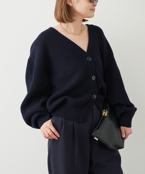 Deuxieme Classe（ドゥーズィエムクラス）の「JUSPER Vネック カーディガン（ニット/セーター・レディース・ネイビー・FREE）」の19枚目の写真