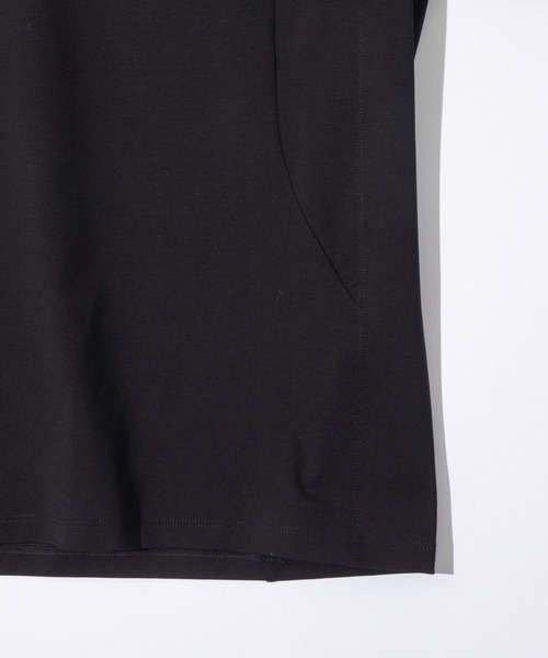HERNO（ヘルノ）の「HERNO SUPERFINE COTTON STRETCH  ヘルノ スーパーファイン ストレッチTシャツ（Tシャツ/カットソー・メンズ・ホワイト系1/ブラック・48/46）」の16枚目の写真