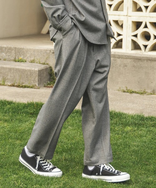 MR.OLIVE（ミスターオリーブ）の「【MR.OLIVE/ミスターオリーブ】PEACHSKIN STRETCH GABARDINE /2TACK WIDE EASY PANTS（デニムパンツ・メンズ・グレー/ネイビー・S/M）」の2枚目の写真