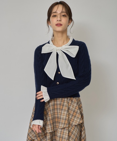 REDYAZEL（レディアゼル）の「ボウタイケーブルニットプルオーバー（ニット/セーター・レディース・レッド/グリーン/ネイビー/ベージュ・FREE）」の20枚目の写真