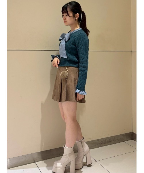 REDYAZEL（レディアゼル）の「ボウタイケーブルニットプルオーバー（ニット/セーター・レディース・レッド/グリーン/ネイビー/ベージュ・FREE）」の6枚目の写真