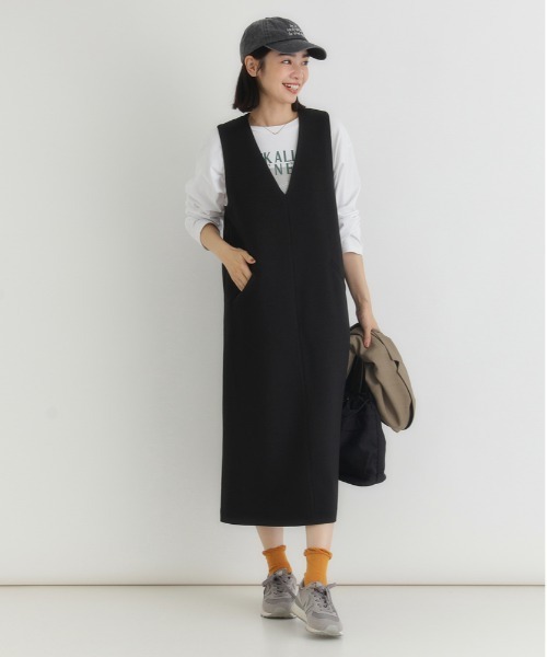 Right-on(ライトオン)の「【HONEYSUCKLE ROSE】【限定展開】Vネックワンピース(小顔見え/体型カバー/Iライン/ONOFF使える/限定展開)(ワンピース・レディース・グレー/ブラック/ブラウン/オフホワイト・L/M)」の13枚目の写真