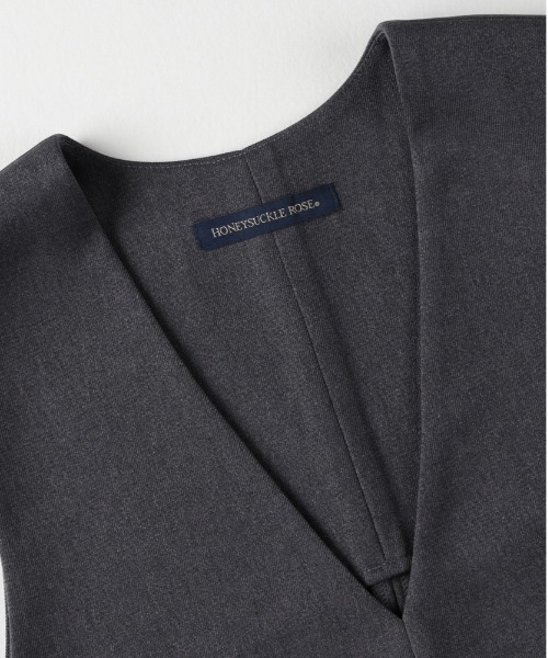 Right-on(ライトオン)の「【HONEYSUCKLE ROSE】【限定展開】Vネックワンピース(小顔見え/体型カバー/Iライン/ONOFF使える/限定展開)(ワンピース・レディース・グレー/ブラック/ブラウン/オフホワイト・L/M)」の19枚目の写真