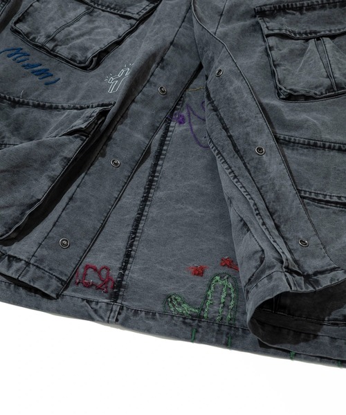 Universal Style Wear(ユニバーサルスタイルウェア)の「Universal Style Wear/ユニバーサルスタイルウェア RAKUGAKI fatig shirt(シャツ/ブラウス・メンズ・ブラック系その他2/カーキ・X-LARGE/MEDIUM/LARGE)」の8枚目の写真