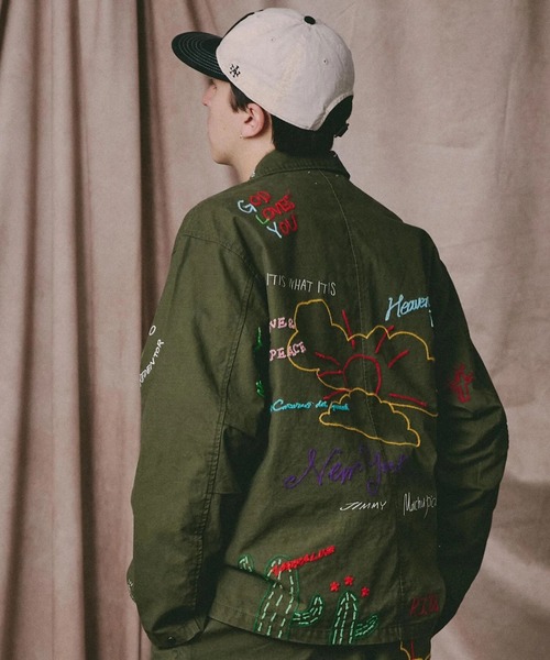 Universal Style Wear(ユニバーサルスタイルウェア)の「Universal Style Wear/ユニバーサルスタイルウェア RAKUGAKI fatig shirt(シャツ/ブラウス・メンズ・ブラック系その他2/カーキ・X-LARGE/MEDIUM/LARGE)」の17枚目の写真