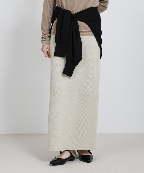 select MOCA（セレクトモカ）の「スポンディッシュＩラインニットスカート（スカート・レディース・アイボリー/ブラック/キャメル・MEDIUM/LARGE）」の2枚目の写真