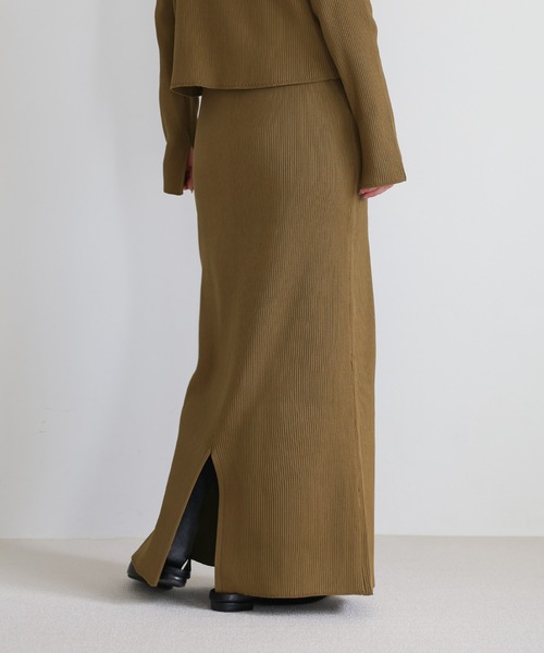 select MOCA（セレクトモカ）の「スポンディッシュＩラインニットスカート（スカート・レディース・アイボリー/ブラック/キャメル・MEDIUM/LARGE）」の8枚目の写真