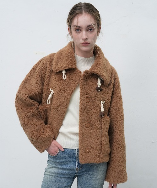 GENERAL IDEA（ジェネラルアイデア）の「wool blend fake fur duffle jacket ウールブレンドクロップファージャケット（ブルゾン・レディース・キャメル/クリーム・S/M/L）」の10枚目の写真