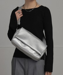 ALTROSE（アルトローズ）の「【500mlペットボトル可】2WAY フラップ ボディバッグ ショルダー バッグ 長方形 合皮（ショルダーバッグ）」