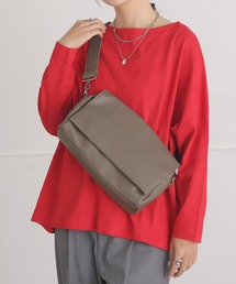 ALTROSE（アルトローズ）の「【500mlペットボトル可】2WAY フラップ ボディバッグ ショルダー バッグ 長方形 合皮（ショルダーバッグ）」