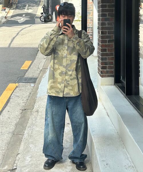 DWSE(ディーダブリューエスイー)の「カーブドポケットデニムワイドパンツ(ブルー)(デニムパンツ・メンズ・その他・SMALL/MEDIUM/LARGE/X-LARGE/X-SMALL)」の9枚目の写真