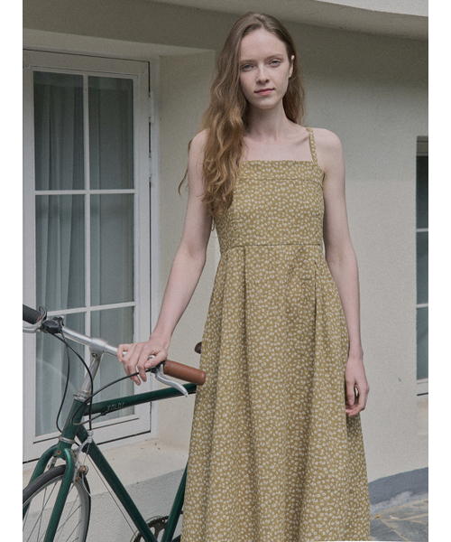 AVANT-G(アバン)の「Floral Pattern Sleeveless Dress - MUSTARD(ワンピース・レディース・その他・FREE)」の3枚目の写真