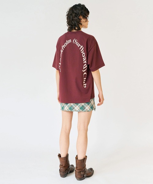 Stockholm Surfboard Club(ストックホルムサーフボードクラブ)の「Stockholm Surfboard Club/ストックホルムサーフボードクラブ 半袖Tシャツ Back Logo T-Shirt(Tシャツ/カットソー・メンズ・ブラック/マルーン/ホワイト・S/M/L/XL)」の14枚目の写真
