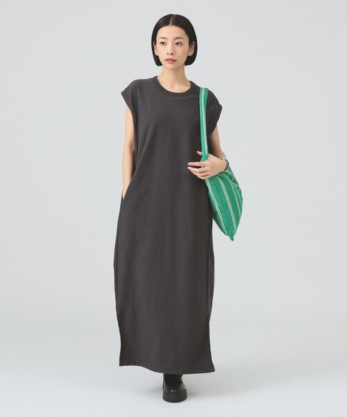 Ray BEAMS（レイビームス）の「【別注】Champion / ロング ワンピース（ワンピース・レディース・ブラック/パープル・MEDIUM）」の2枚目の写真