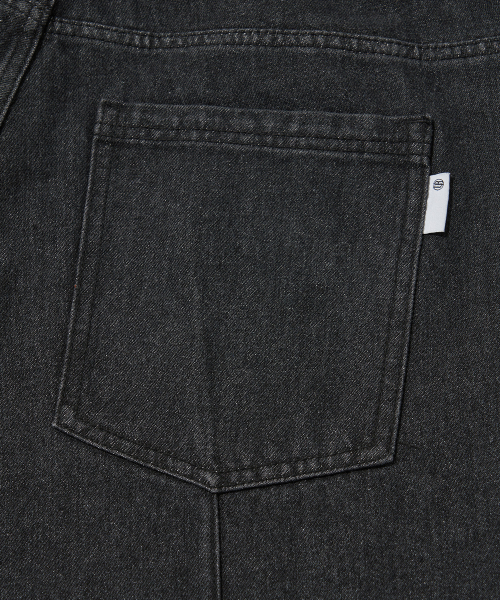 URBANDTYPE（アーバンディタイプ）の「デニムワイドダーツパンツ_ブラック（デニムパンツ・レディース・その他・MEDIUM/LARGE/SMALL）」の8枚目の写真