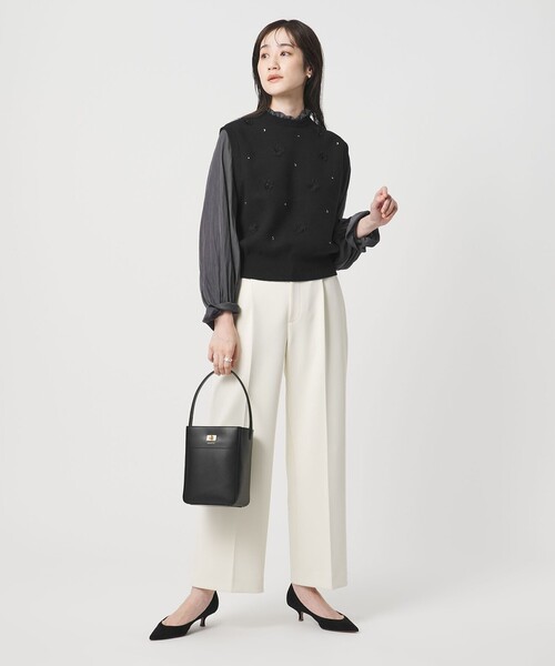 UNITED ARROWS(ユナイテッドアローズ)の「3D ビジュー ベスト(ベスト・レディース・オフホワイト/ブラック/ダークグレー・FREE)」の9枚目の写真