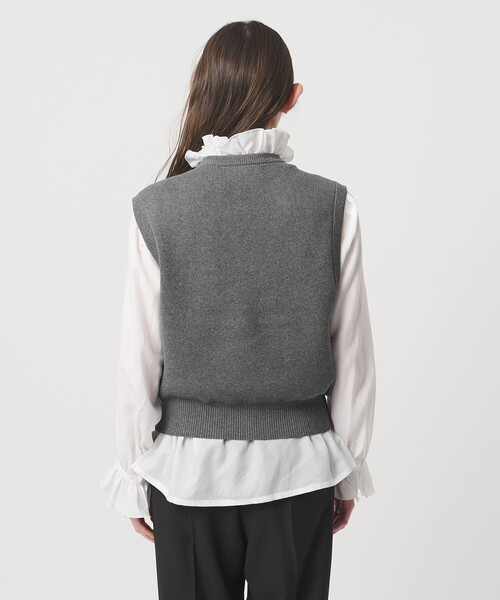 UNITED ARROWS(ユナイテッドアローズ)の「3D ビジュー ベスト(ベスト・レディース・オフホワイト/ブラック/ダークグレー・FREE)」の12枚目の写真