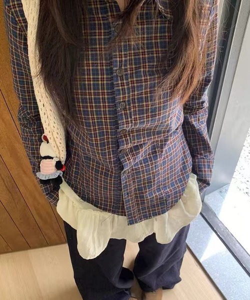 AsheKsha(アシクシャ)の「レトロなチェック柄の長袖シャツ(シャツ/ブラウス・レディース・ブルー/ブラウン・M)」の9枚目の写真