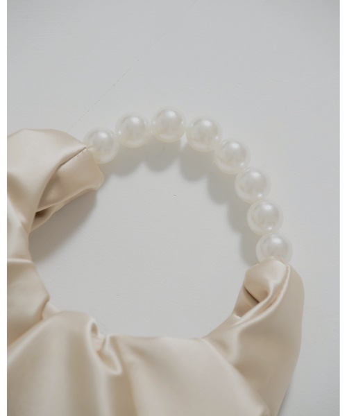 jumelle（ジュメロ）の「パールハンドバック（ハンドバッグ・レディース・ゴールド・FREE）」の7枚目の写真