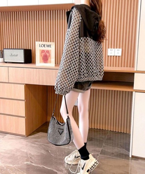 GLAMOROUS JANE（グラマラスジェーン）の「レース柄シアーパーカー（パーカー・レディース・ホワイト/ブラック・FREE）」の14枚目の写真