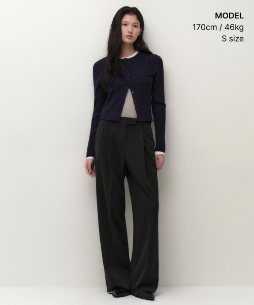 MUSINSA STANDARD WOMAN（ムシンサスタンダードウーマン）の「ウィメンズケーブルラウンドネックカーディガン[ネイビー]（カーディガン/ボレロ・レディース・その他・SMALL/MEDIUM/LARGE/X-SMALL）」の8枚目の写真
