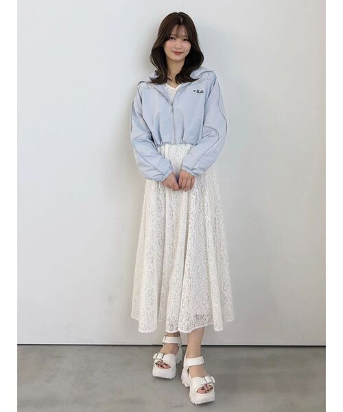 FILA（フィラ）の「【FILA別注】レース切替トラックジャケット（ナイロンジャケット・レディース・オフホワイト/ライトブルー・FREE）」の12枚目の写真