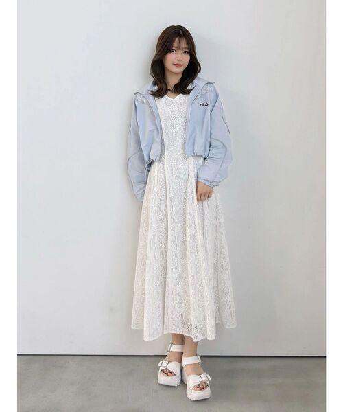 FILA（フィラ）の「【FILA別注】レース切替トラックジャケット（ナイロンジャケット・レディース・オフホワイト/ライトブルー・FREE）」の13枚目の写真