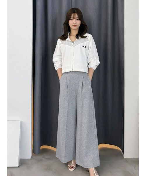 FILA（フィラ）の「【FILA別注】レース切替トラックジャケット（ナイロンジャケット・レディース・オフホワイト/ライトブルー・FREE）」の21枚目の写真