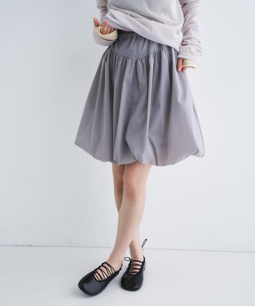 CODE A（コードエー）の「balloon easy skirt（スカート・レディース・ライトグレー/ホワイト・36/34）」の2枚目の写真