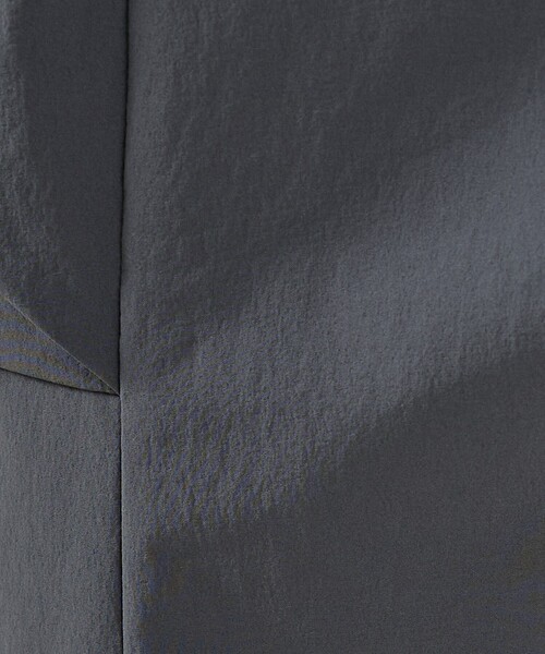 ABAHOUSE（アバハウス）の「【CORDURA】TUCK＆DARTS コーデュラナイロン パラシュートパンツ / セットアップ対応（その他パンツ・メンズ・ブラック/チャコールグレー・46/48）」の15枚目の写真