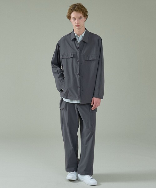 ABAHOUSE（アバハウス）の「【CORDURA】TUCK＆DARTS コーデュラナイロン パラシュートパンツ / セットアップ対応（その他パンツ・メンズ・ブラック/チャコールグレー・46/48）」の4枚目の写真