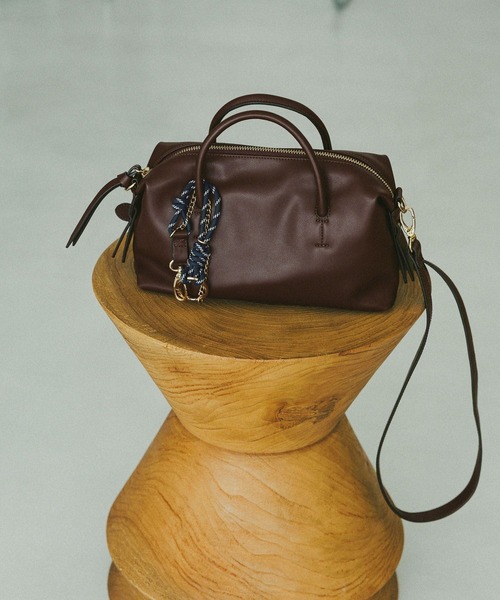 GLOBAL WORK（グローバルワーク）の「500mペットボトル収納可能/スペ軽チャーム付き2WAYボストン/646553（ボストンバッグ・レディース・ダークブラウン/ブラウン系6/ブラック・ONE SIZE）」の20枚目の写真