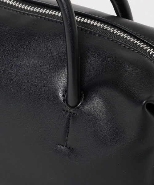 GLOBAL WORK（グローバルワーク）の「500mペットボトル収納可能/スペ軽チャーム付き2WAYボストン/646553（ボストンバッグ・レディース・ダークブラウン/ブラウン系6/ブラック・ONE SIZE）」の4枚目の写真