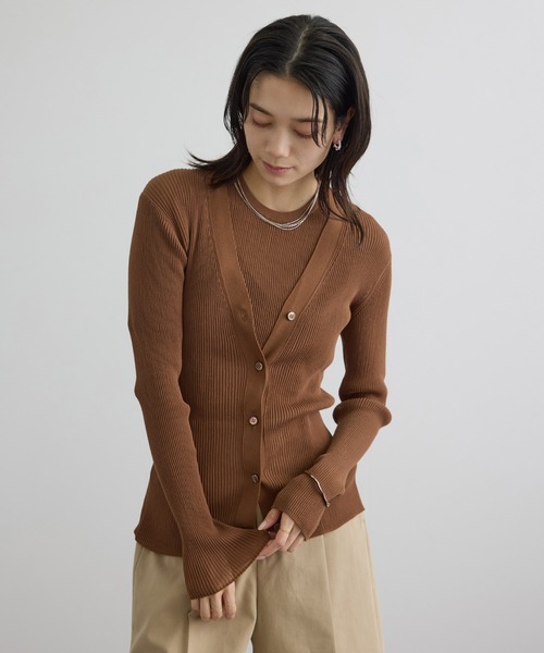 SALON adam et rope'(サロン アダム エ ロペ)の「【WEB限定】シアーリブニットハーフスリーブプルオーバー(Tシャツ/カットソー・レディース・オフホワイト/ブラック/レッド/ブラウン・FREE)」の20枚目の写真
