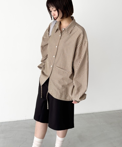 CANAL JEAN(キャナルジーン)の「choice_cnl ストライプシャツ(シャツ/ブラウス・レディース・ホワイト/ブラウン・ONE SIZE)」の1枚目の写真