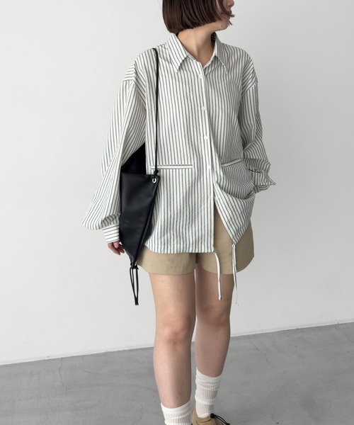 CANAL JEAN(キャナルジーン)の「choice_cnl ストライプシャツ(シャツ/ブラウス・レディース・ホワイト/ブラウン・ONE SIZE)」の2枚目の写真
