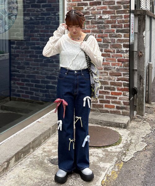 HELLO.SANFRANCISCO(ハローサンフランシスコ)の「【HELLO.SANFRANCISCO/ハローサンフランシスコ】カラフルリボンフレアデニム(デニムパンツ・レディース・ブルー/サックスブルー・MEDIUM/SMALL)」の11枚目の写真