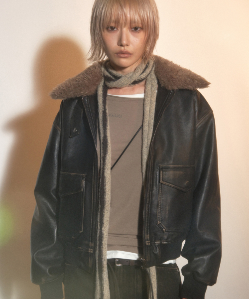 PORTERNA(ポルテナ)の「BOAT NECK GRAPHIC LONG SLEEVE T-SHIRT-BEIGE(Tシャツ/カットソー・レディース・その他・OS)」の12枚目の写真