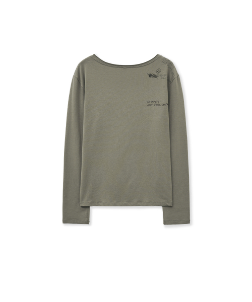 PORTERNA(ポルテナ)の「BOAT NECK GRAPHIC LONG SLEEVE T-SHIRT-BEIGE(Tシャツ/カットソー・レディース・その他・OS)」の14枚目の写真