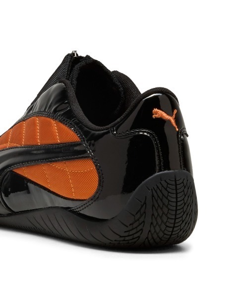 PUMA（プーマ）の「PUMA SPEEDCAT PLUS ZIP（プーマ スピードキャット プラス ジップ）（スニーカー・メンズ・ブラック系/ブラック系その他・23cm/23.5cm/24cm/24.5cm/25cm/25.5cm/26cm/26.5cm/27cm/27.5cm/28cm/28.5cm/29cm）」の7枚目の写真
