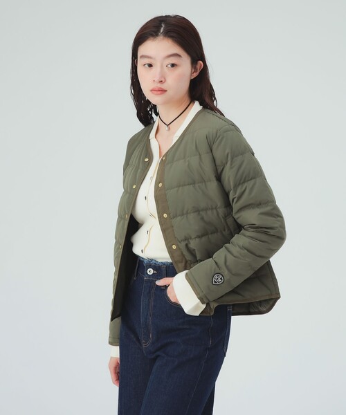 BEAMS HEART(ビームスハート)の「フレンチダウン ショート ジャケット(ダウンジャケット/コート・レディース・オリーブ/ベージュ/ブラック・MEDIUM/LARGE/SMALL)」の6枚目の写真