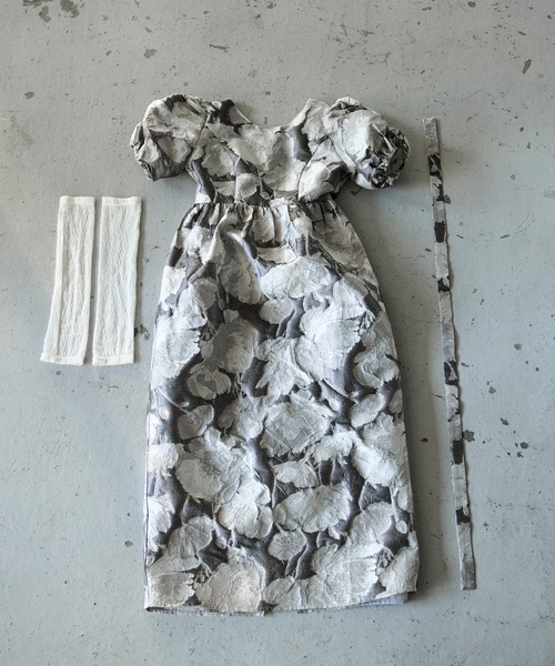 Ezick(エジック)の「3set jaguard puff dress ボウタイツキジャガードパフドレス(レースアームウォーマーセット)(ドレス・レディース・ブラック/グレー・FREE)」の3枚目の写真