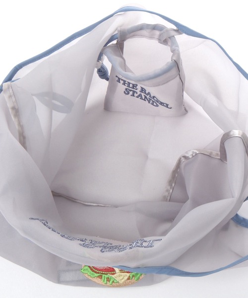 BAYFLOW（ベイフロー）の「[収納袋付き]リトルモカマルシェバッグ(WEB限定)（エコバッグ/サブバッグ・レディース・ライトグレー/ホワイト/ライトブルー・0）」の14枚目の写真