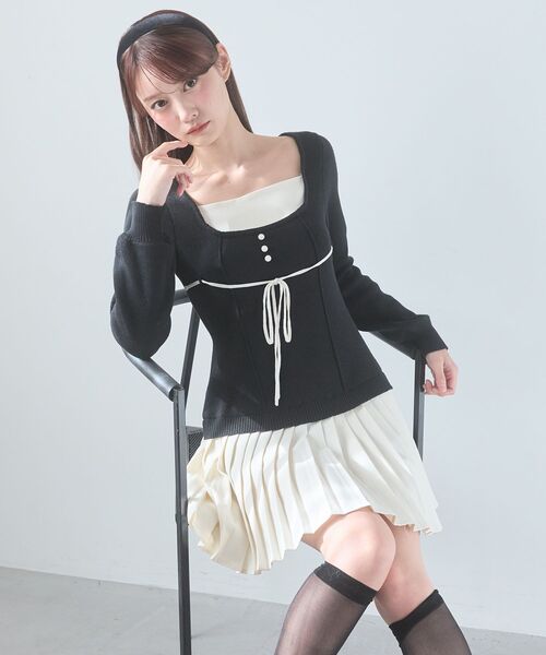 MAJESTIC LEGON（マジェスティックレゴン）の「レイヤードライクプリーツニットワンピ（ワンピース・レディース・ベージュ/グレー/ブラック・MEDIUM）」の2枚目の写真