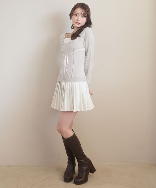 MAJESTIC LEGON（マジェスティックレゴン）の「レイヤードライクプリーツニットワンピ（ワンピース・レディース・ベージュ/グレー/ブラック・MEDIUM）」の4枚目の写真