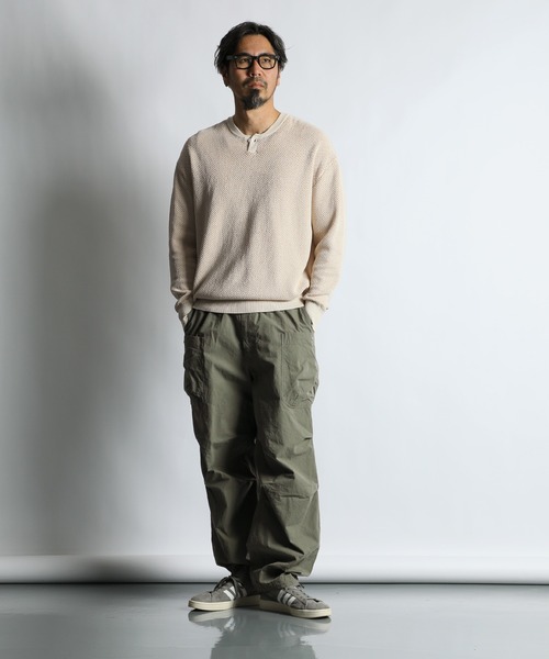 The DUFFER of ST.GEORGE(ザダファーオブセントジョージ)の「BCI COTTON MESH KNIT HENLEY NECK:ヘンリーネック メッシュニット/ BCIコットン / ドライタッチ / サステナブル / 配色ニット(ニット/セーター・メンズ・ブルーグレー/ベージュ/アイボリー・LARGE/MEDIUM/X-LARGE)」の5枚目の写真